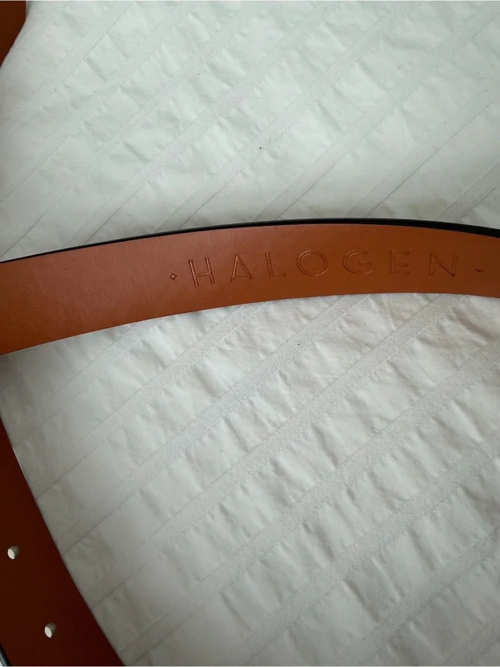 Classic Nude Leather Belt with Gold Round Buckle Small classic minimalist preppy